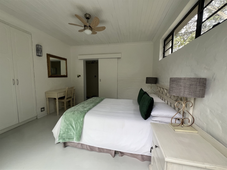 8 Bedroom Property for Sale in Vincent Eastern Cape